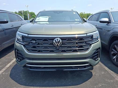 2025 Volkswagen Atlas Cross Sport 2.0T SEL Premium R-Line