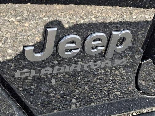 Black Clearcoat 2026 Jeep Gladiator Sport