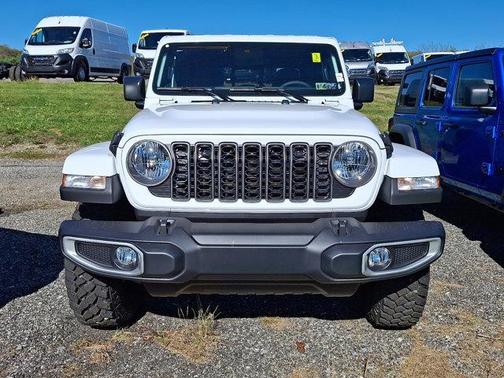2025 Jeep Gladiator Sport