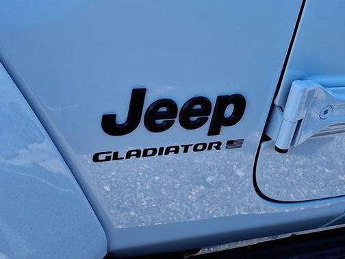 2025 Jeep Gladiator Sport