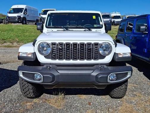 2025 Jeep Gladiator Sport
