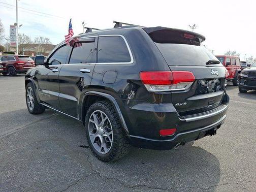Diamond Black 2019 Jeep Grand Cherokee Overland