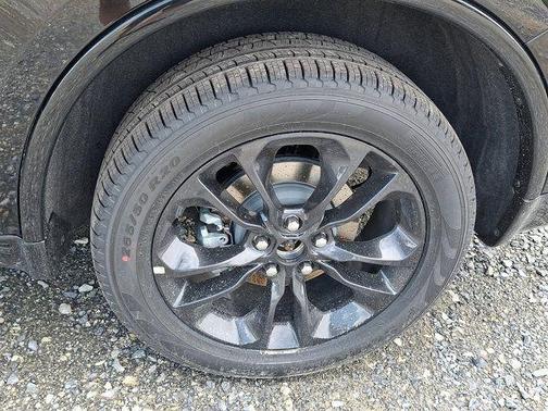 DB Black Clearcoat 2026 Dodge Durango GT