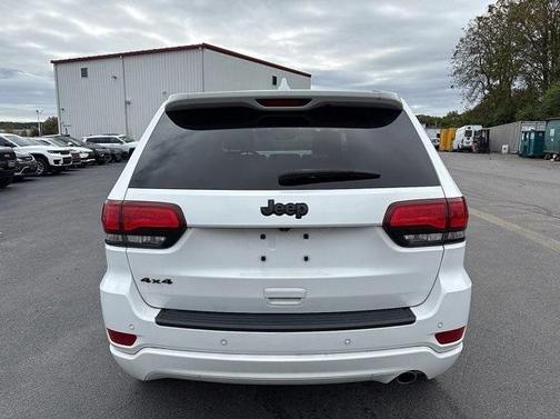 2022 Jeep Grand Cherokee WK Laredo