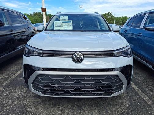 Gray 2026 Volkswagen Taos 1.5T SE