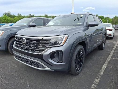 2025 Volkswagen Atlas Cross Sport 2.0T SE w/Technology