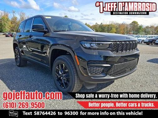 2025 Jeep Grand Cherokee Laredo