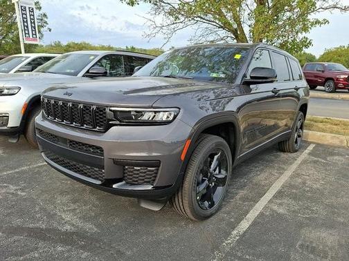 2025 Jeep Grand Cherokee L Laredo