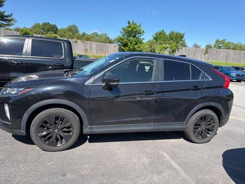 Tarmac Black Metallic 2018 Mitsubishi Eclipse Cross LE