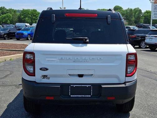 Oxford White 2024 Ford Bronco Sport Outer Banks