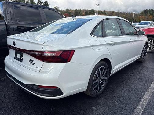 2026 Volkswagen Jetta 1.8T SE