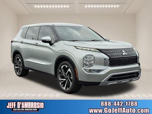 2022 Mitsubishi Outlander SE