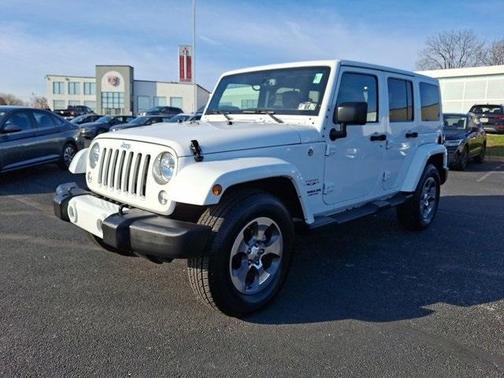 2016 Jeep Wrangler Unlimited Sahara