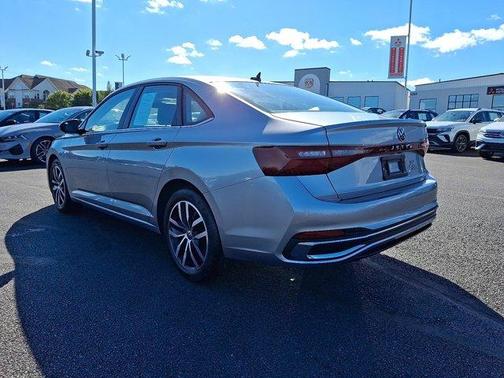 2025 Volkswagen Jetta 1.5T SE