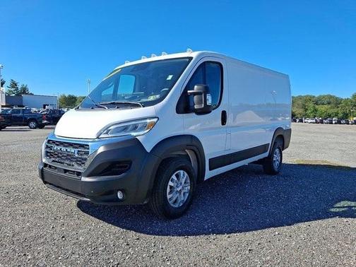 2025 RAM ProMaster 1500 Low Roof