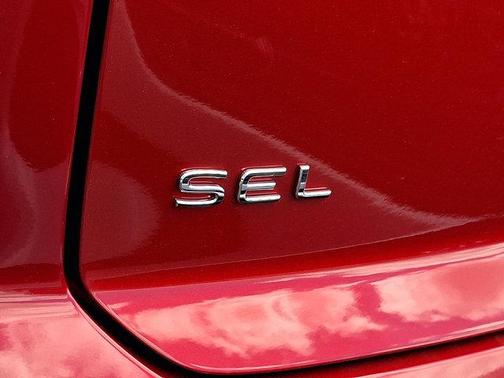 2025 Volkswagen Atlas Cross Sport 2.0T SEL Premium R-Line