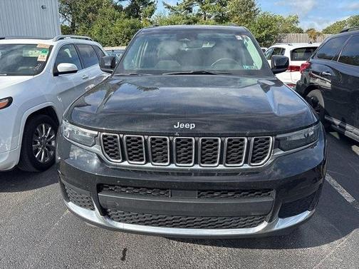 2022 Jeep Grand Cherokee L Laredo