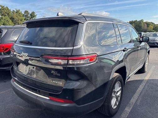 2022 Jeep Grand Cherokee L Laredo