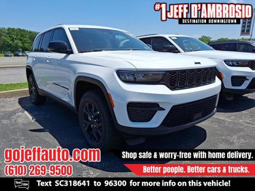 2025 Jeep Grand Cherokee Laredo