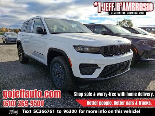 2025 Jeep Grand Cherokee Laredo