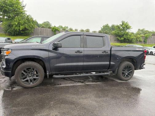 Dark Ash Metallic 2023 Chevrolet Silverado 1500 Custom