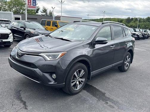Magnetic Gray Metallic 2018 Toyota RAV4 XLE