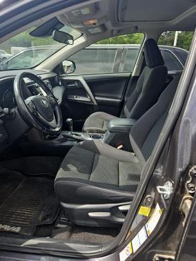 Magnetic Gray Metallic 2018 Toyota RAV4 XLE