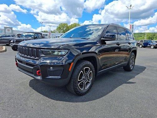 2022 Jeep Grand Cherokee Trailhawk