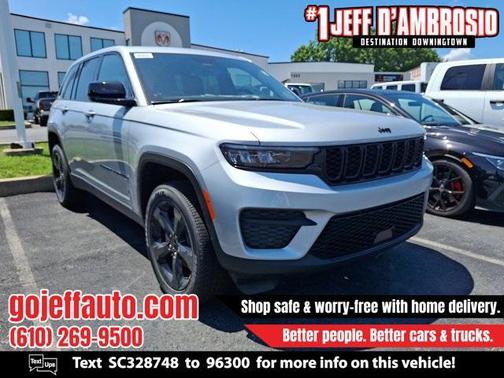 2025 Jeep Grand Cherokee Laredo