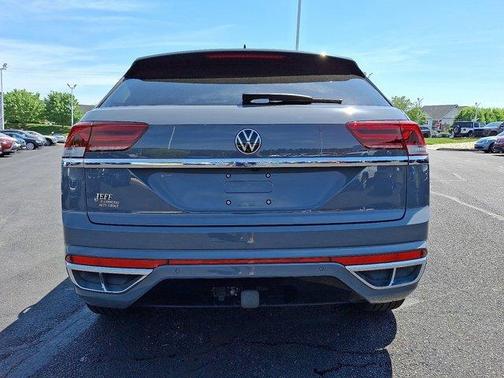 2022 Volkswagen Atlas Cross Sport 3.6L V6 SEL Premium R-Line