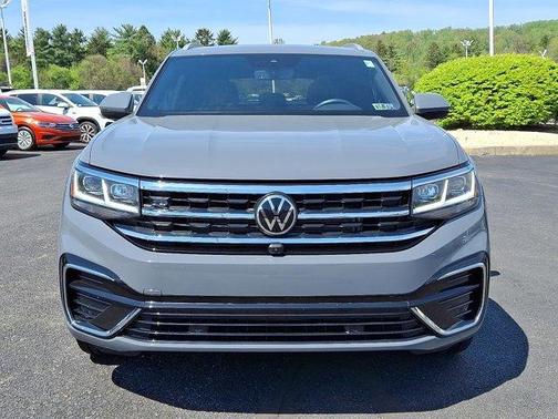 2022 Volkswagen Atlas Cross Sport 3.6L V6 SEL Premium R-Line