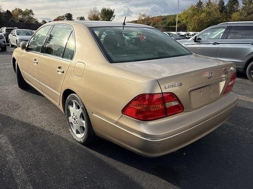 2003 Lexus LS 430 