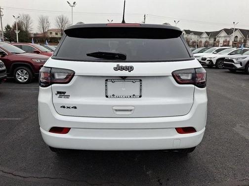 2022 Jeep Compass Altitude