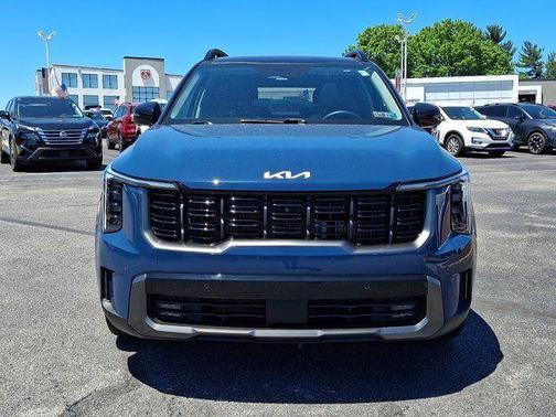 Midnight Black 2024 Kia Sorento SX