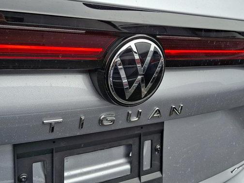 2025 Volkswagen Tiguan 2.0T S