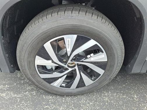 2025 Volkswagen Tiguan 2.0T S