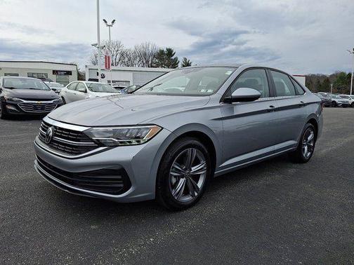 Pyrite Silver Metallic 2023 Volkswagen Jetta 1.5T SE