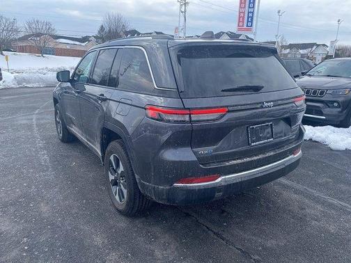 2024 Jeep Grand Cherokee 4xe Base