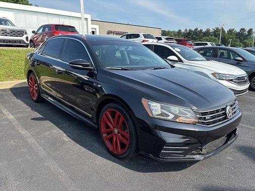 2017 Volkswagen Passat 1.8T R-Line
