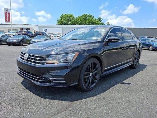 2017 Volkswagen Passat 1.8T R-Line