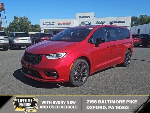 2026 Chrysler Pacifica Select