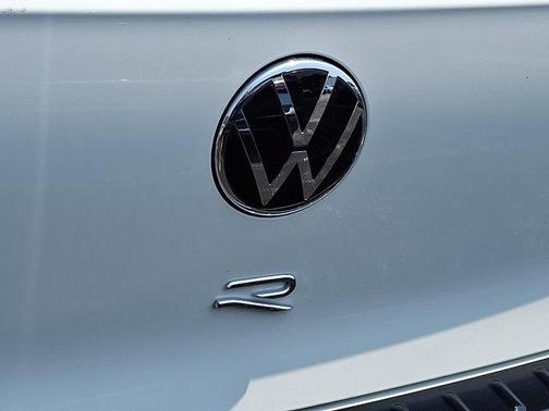 2025 Volkswagen Golf R 2.0T