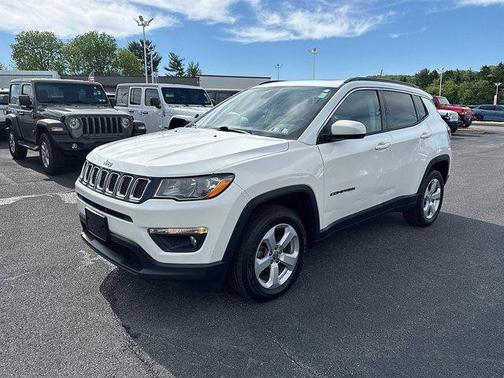 White Clearcoat 2019 Jeep Compass Latitude