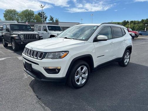 White Clearcoat 2019 Jeep Compass Latitude