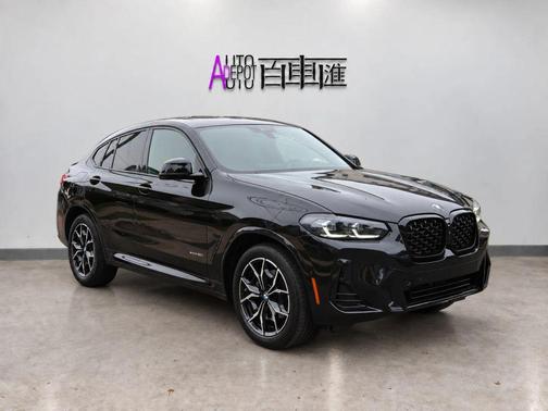 Black Sapphire Metallic 2024 BMW X4 xDrive30i