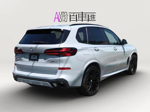 Brooklyn Grey Metallic 2024 BMW X5 xDrive40i
