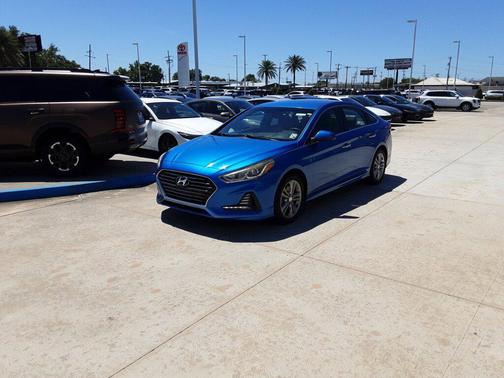 2018 Hyundai SONATA SEL