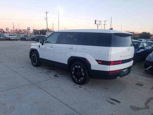 2025 Hyundai SANTA FE SE