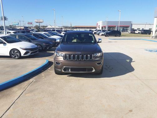 2018 Jeep Cherokee 