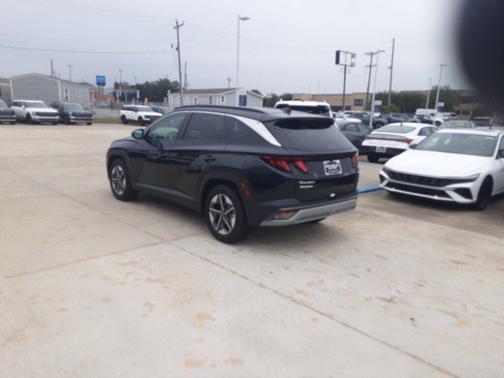 Phantom Black 2025 Hyundai TUCSON SEL